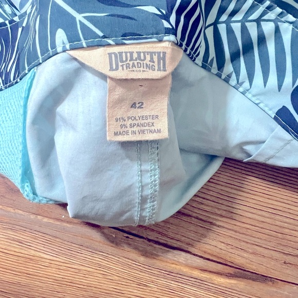 Deluth Trading Company Men’s swim trunks, floral print,good condition, size 42 - Picture 9 of 13